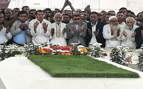 বিএনপি প্রতিহিংসা নয় বহুদলীয় গণতন্ত্রে বিশ্বাস করে: মঈন খান